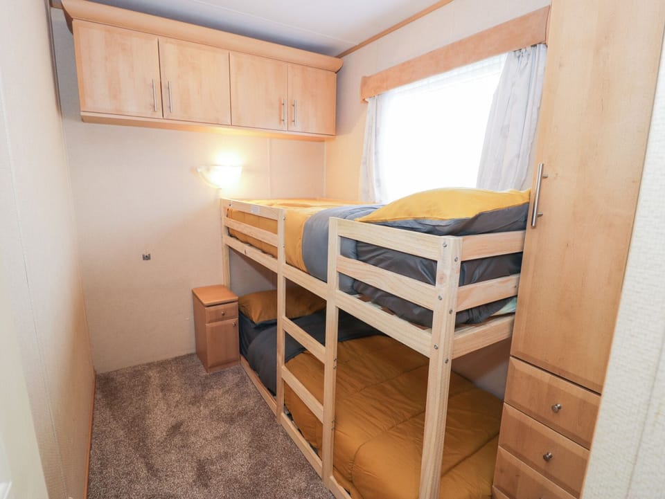 3 bedrooms, individually decorated, individually furnished, free WiFi