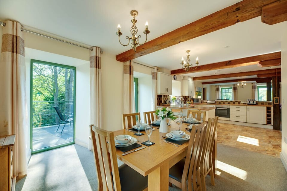 Open Plan Kitchen, Living and Dining Area with Large Balcony