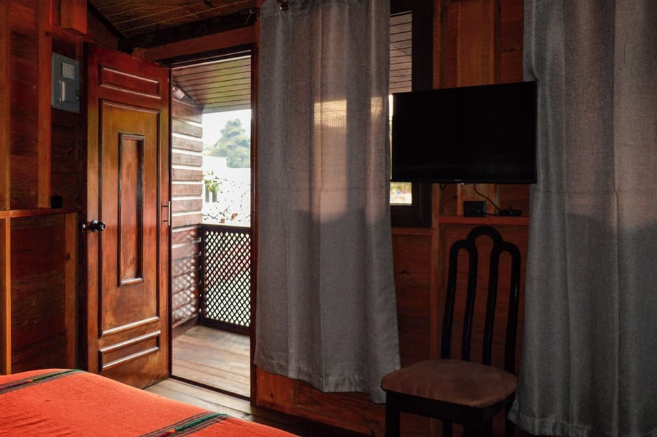 Standard Triple Room, Balcony, Garden View | WiFi (free)