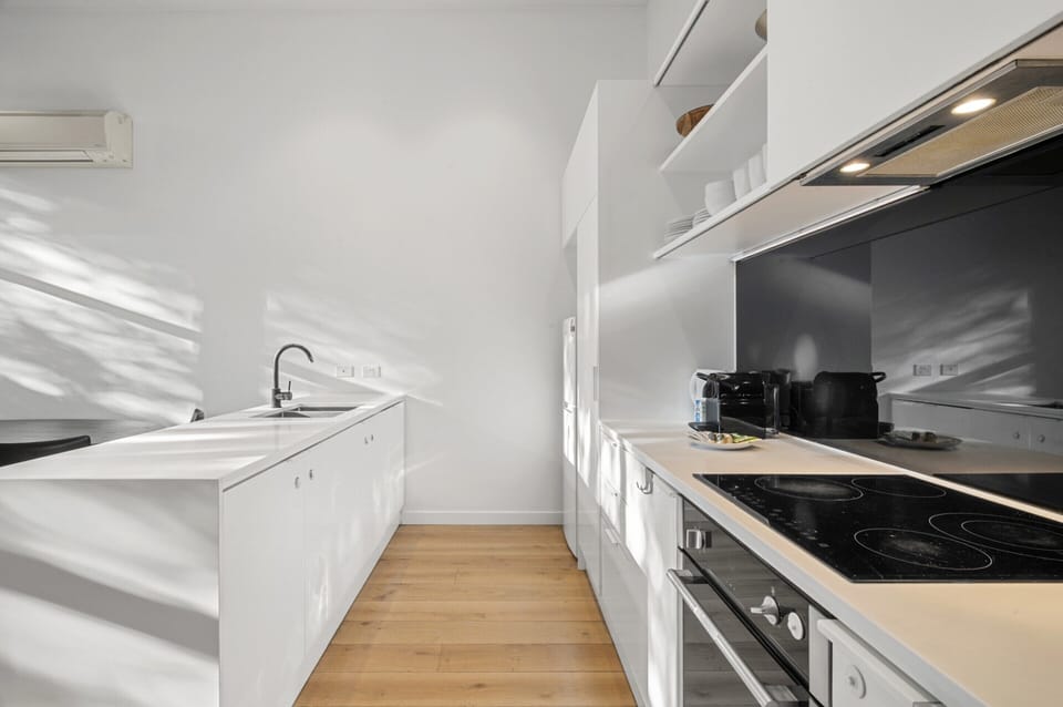 Apartment | Private kitchen | Cookware/dishes/utensils