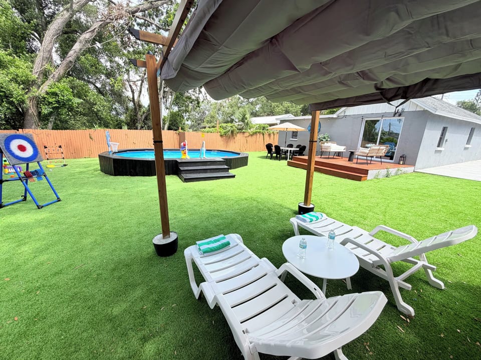 Adjustable Pergola shade