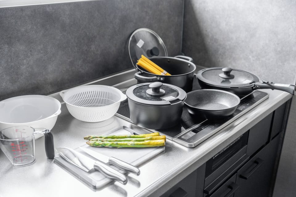 Apartment | Private kitchen | Fridge, microwave, stovetop, cookware/dishes/utensils