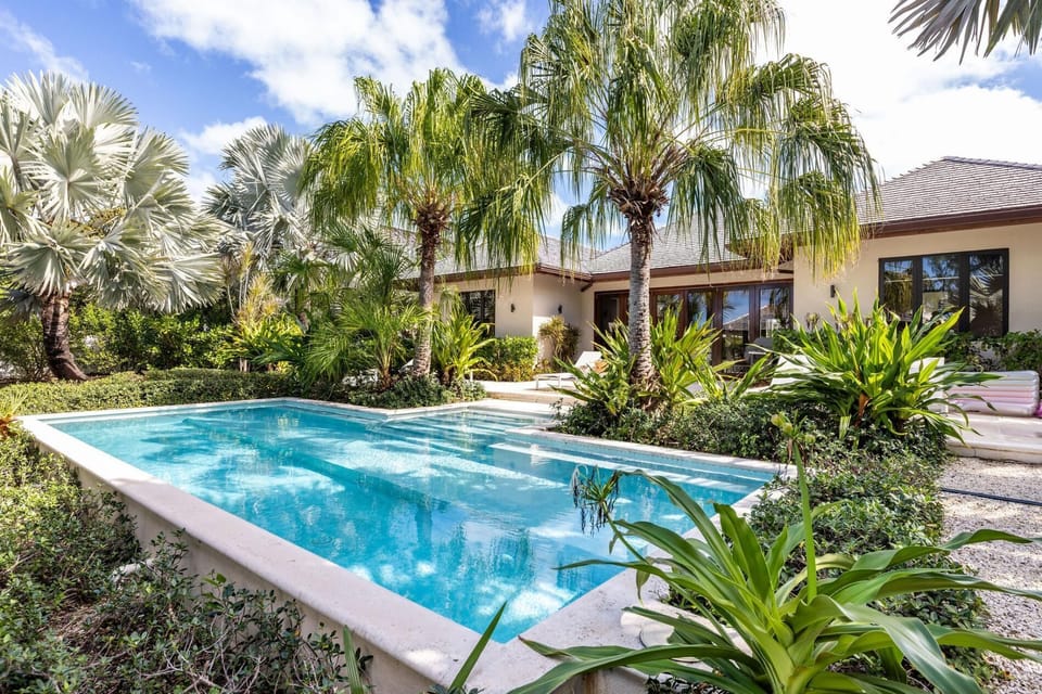 Villa Khaya - Bespoke Waterfront Home (1354)