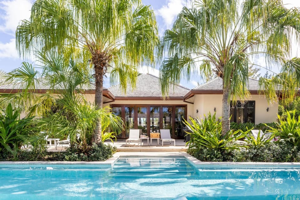 Villa Khaya - Bespoke Waterfront Home (1353)