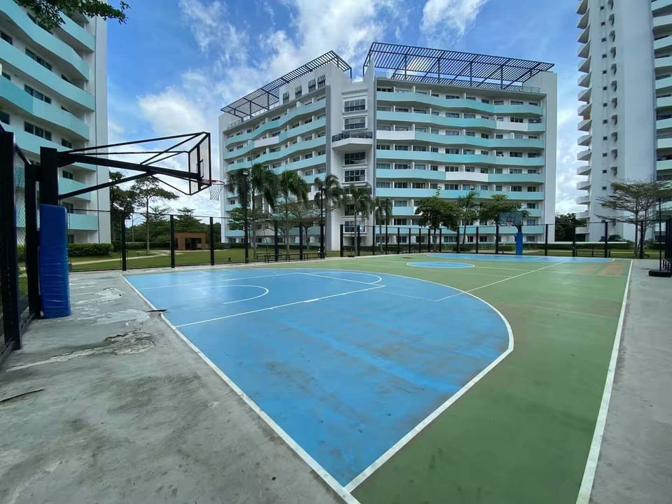Sport court