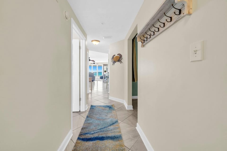Condo, Multiple Beds (Seychelles 701) | Interior