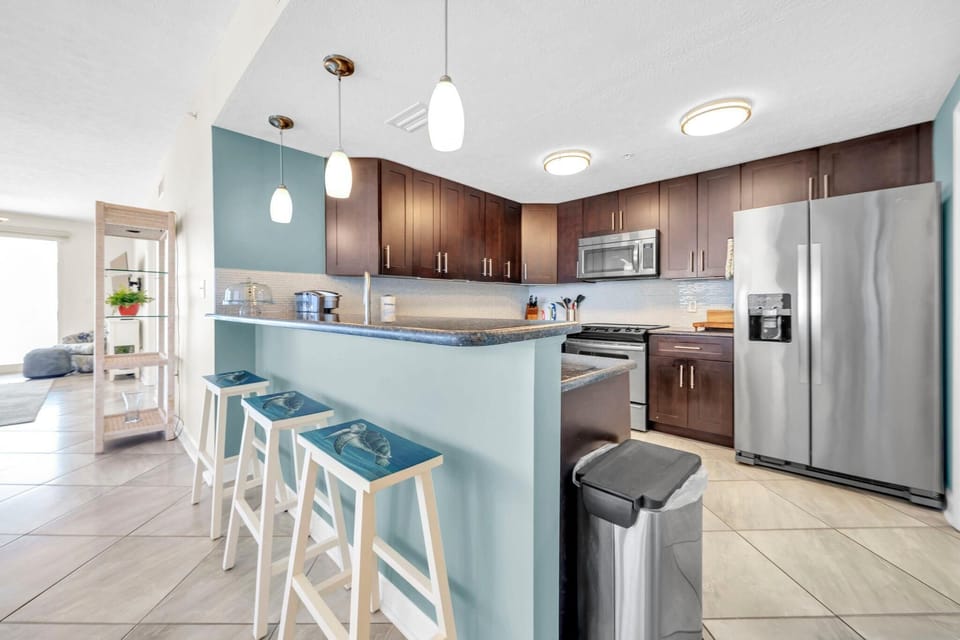 Condo, Multiple Beds (Seychelles 701) | Private kitchen