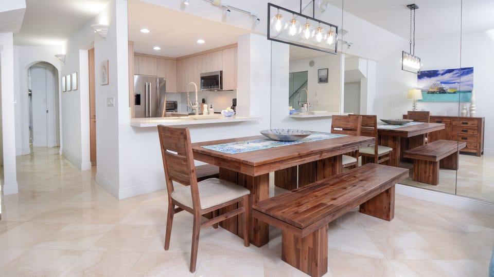 Dinning Area - 2nd Floor