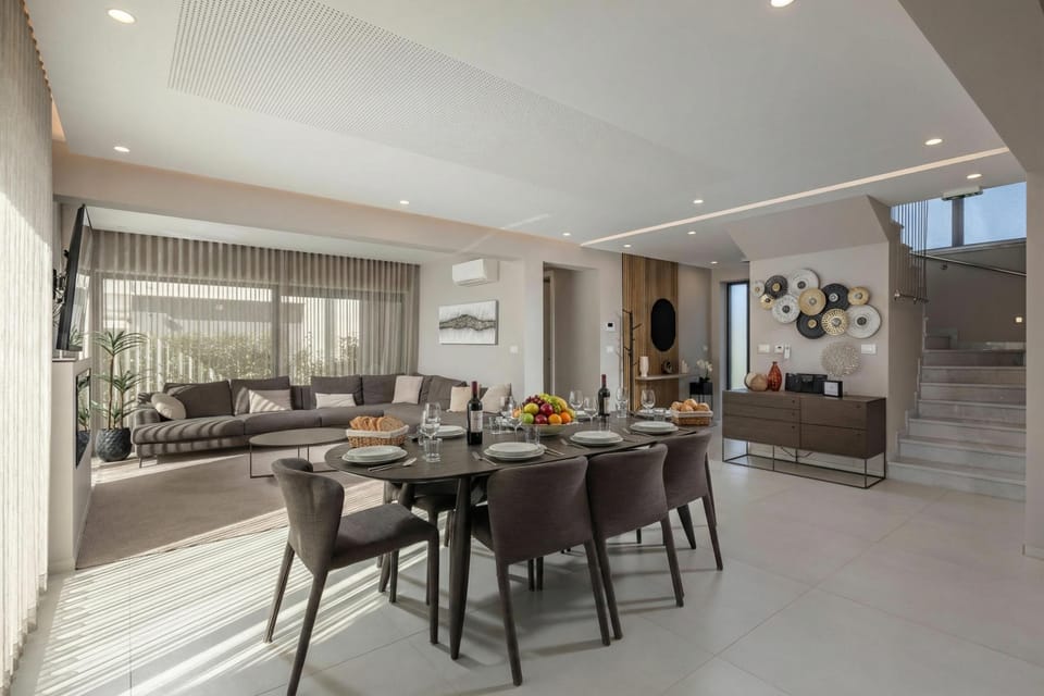 Living and dining room