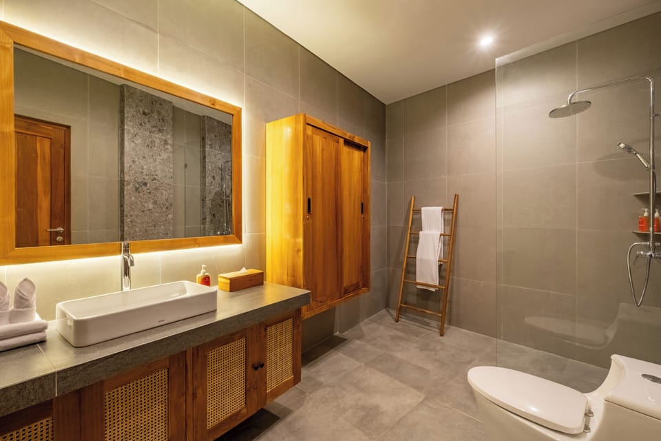 Private Pool Villa Calmeera By Orivista Villa in North Kuta