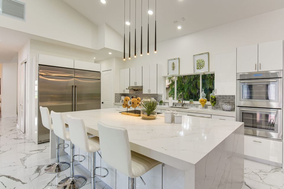 Gourmet Kitchen | Double Ovens | Oversized Fridge | Waterfall Island