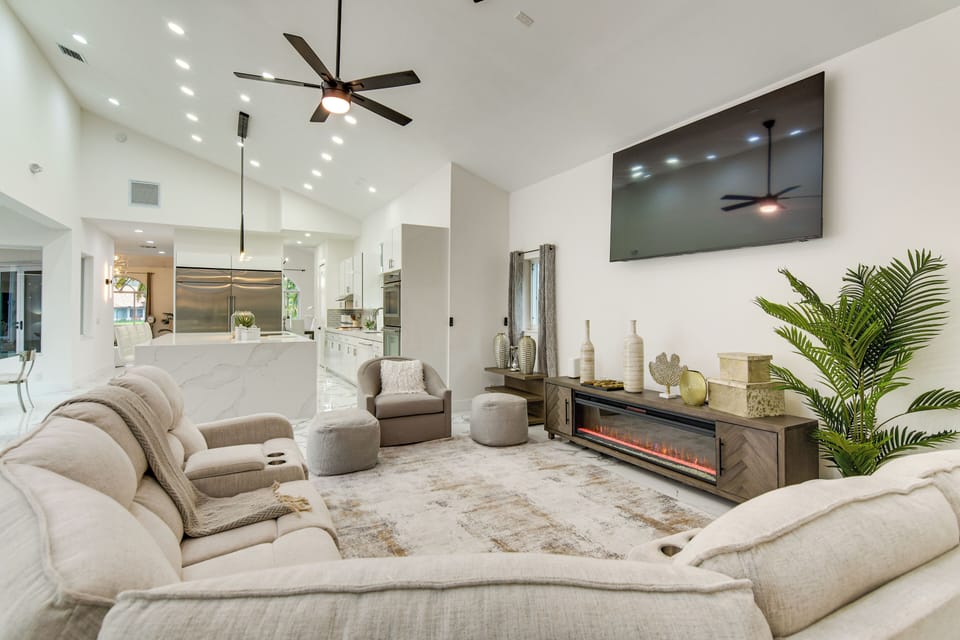 Living Room | 1st Floor
