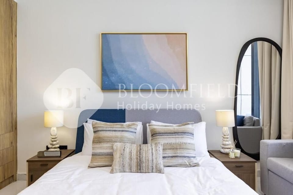 Apartment, Balcony, City View | Iron/ironing board, free WiFi