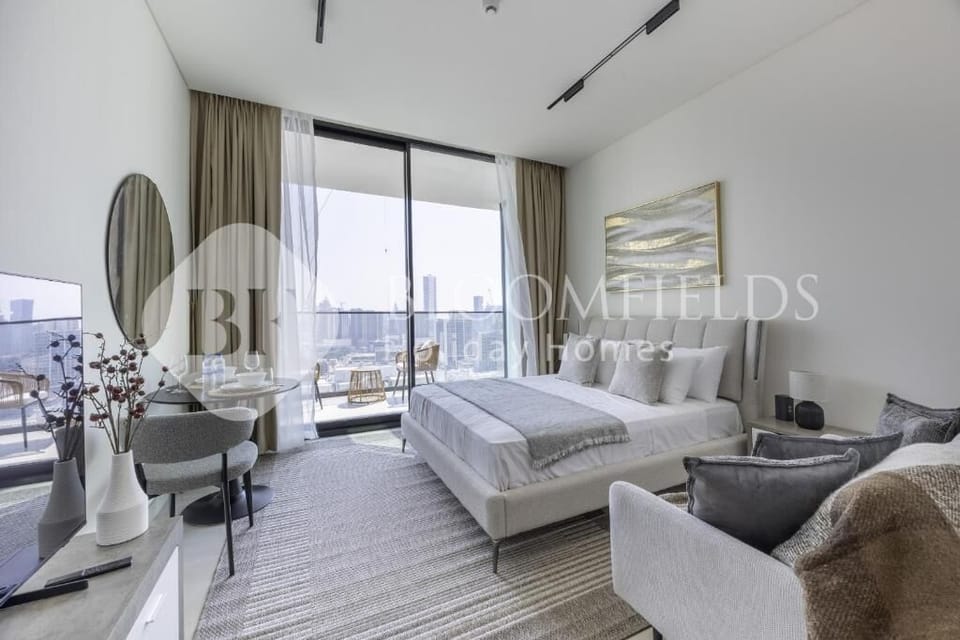 Apartment, Balcony, City View | Iron/ironing board, free WiFi