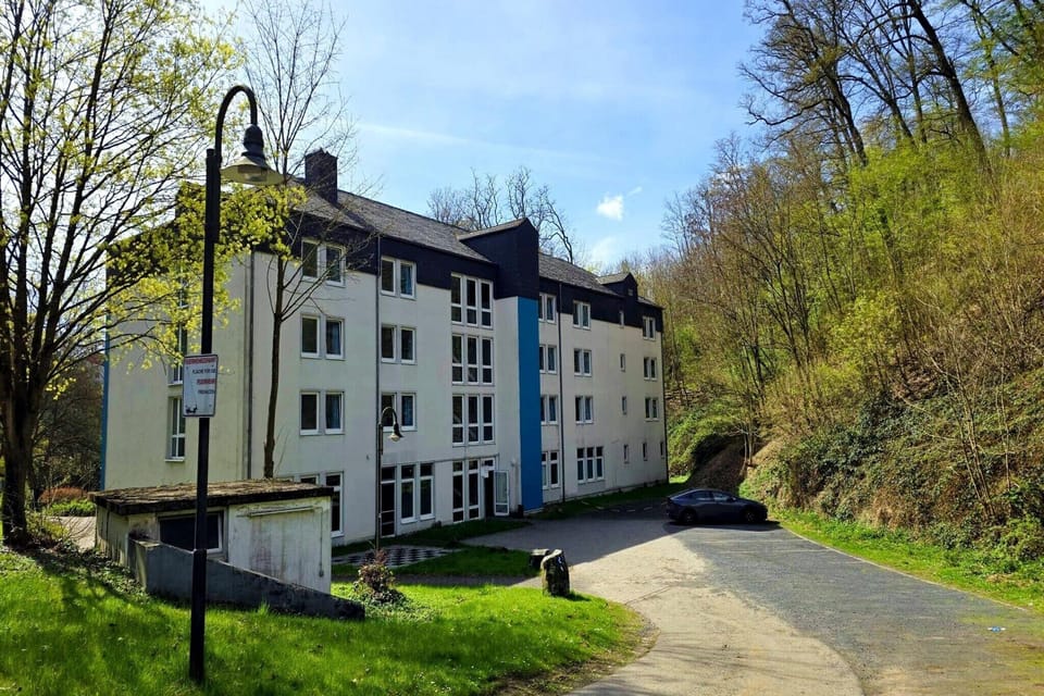Hotel Exterior [summer]