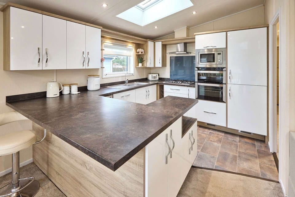 The Water Hole, Allerthorpe Golf & Country Park, York - Host & Stay