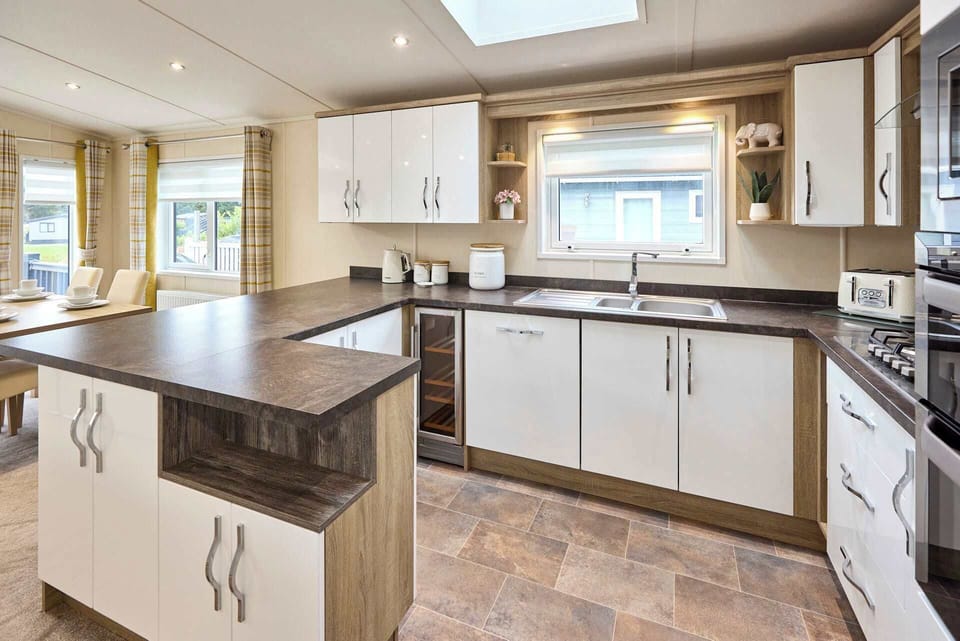 The Water Hole, Allerthorpe Golf & Country Park, York - Host & Stay
