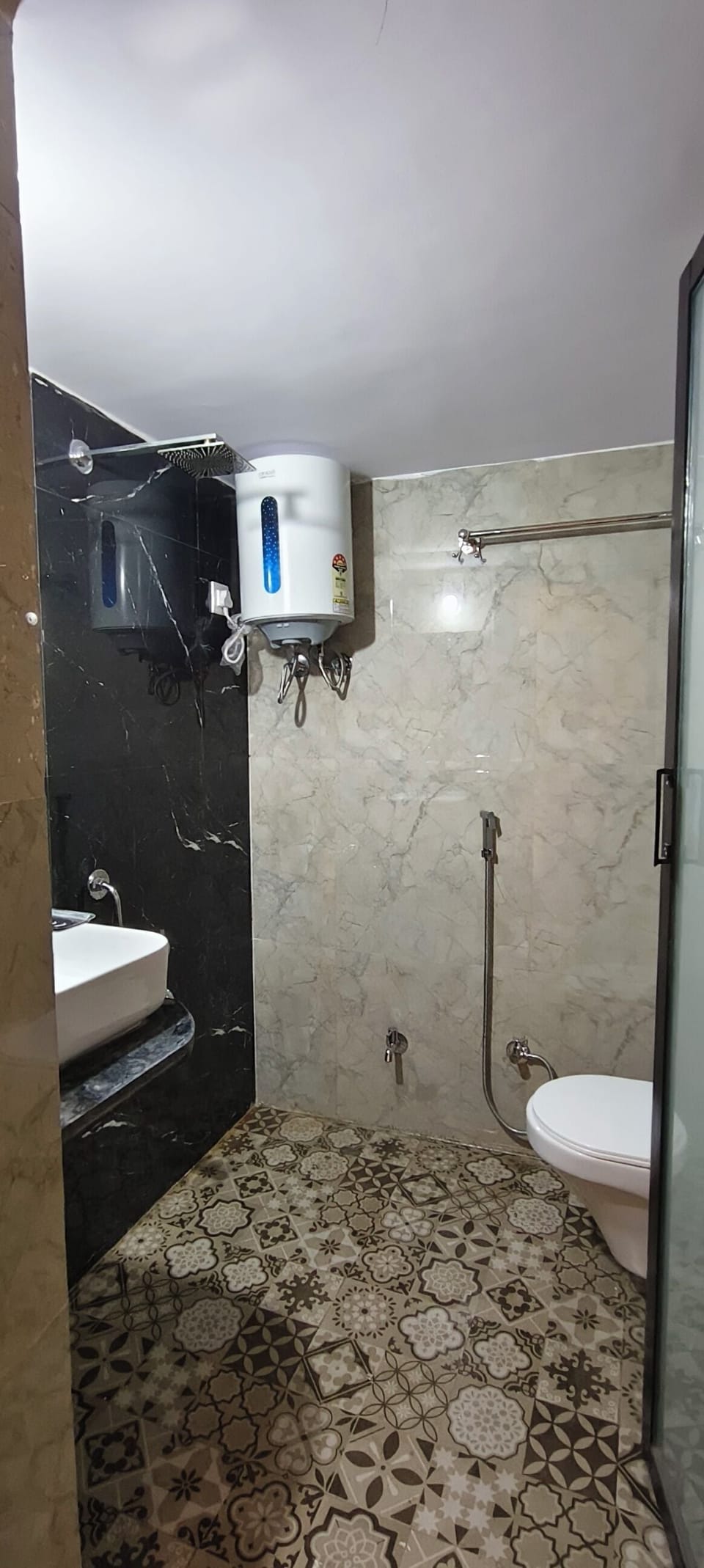 Luxury Double or Twin Room, Mountain View | Bathroom | Shower, slippers, towels, soap