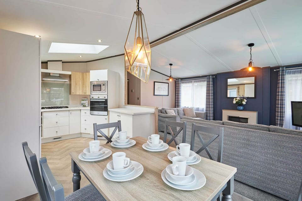Graceland, Allerthorpe Golf & Country Park, York - Host & Stay