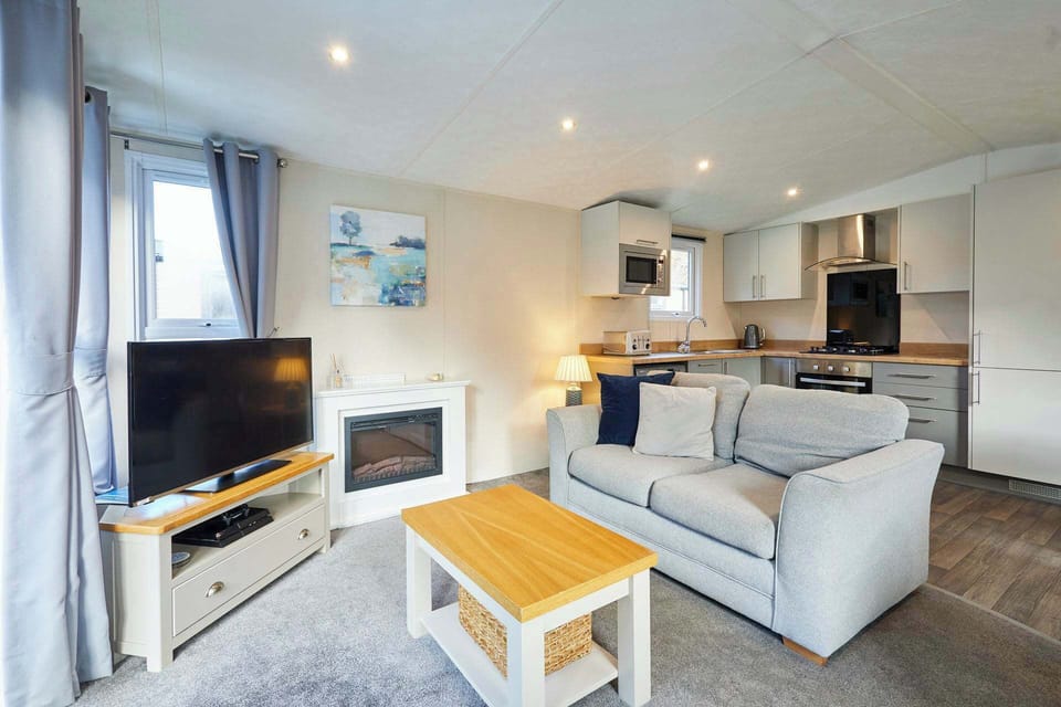 Fairview Lodge, Allerthorpe Golf & Country Park, York - Host & Stay