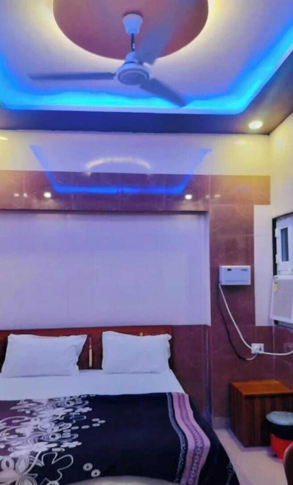 Double Room | Iron/ironing board, free WiFi