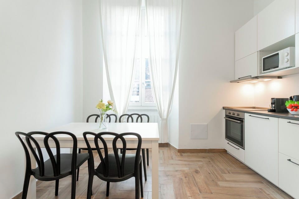 Dining Room, Kitchen