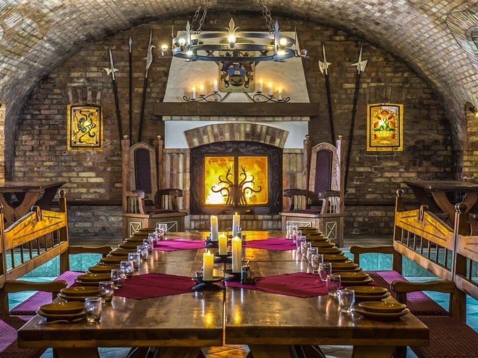 Banquet hall
