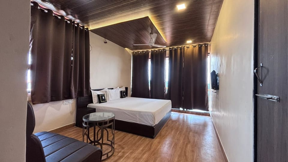 Luxury Room | Free WiFi