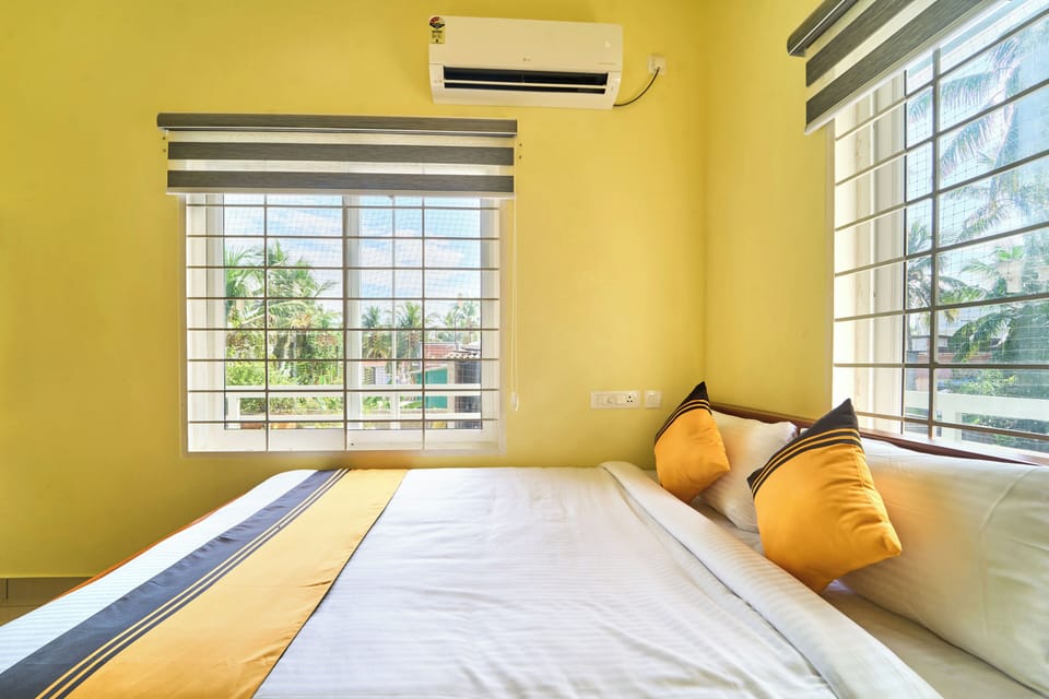Economy Double Room | Iron/ironing board