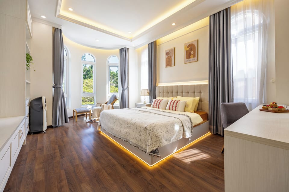 Luxury Double Room, Balcony, Park View | Free WiFi