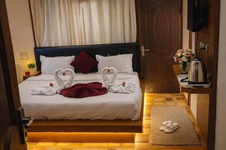 Superior Suite, Balcony, Mountain View | Free WiFi