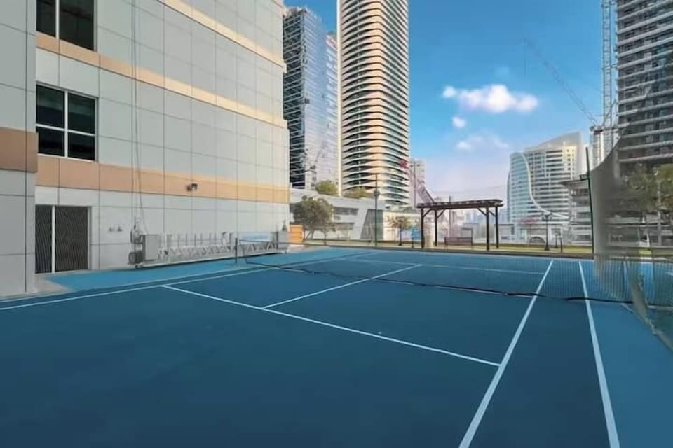 Tennis court