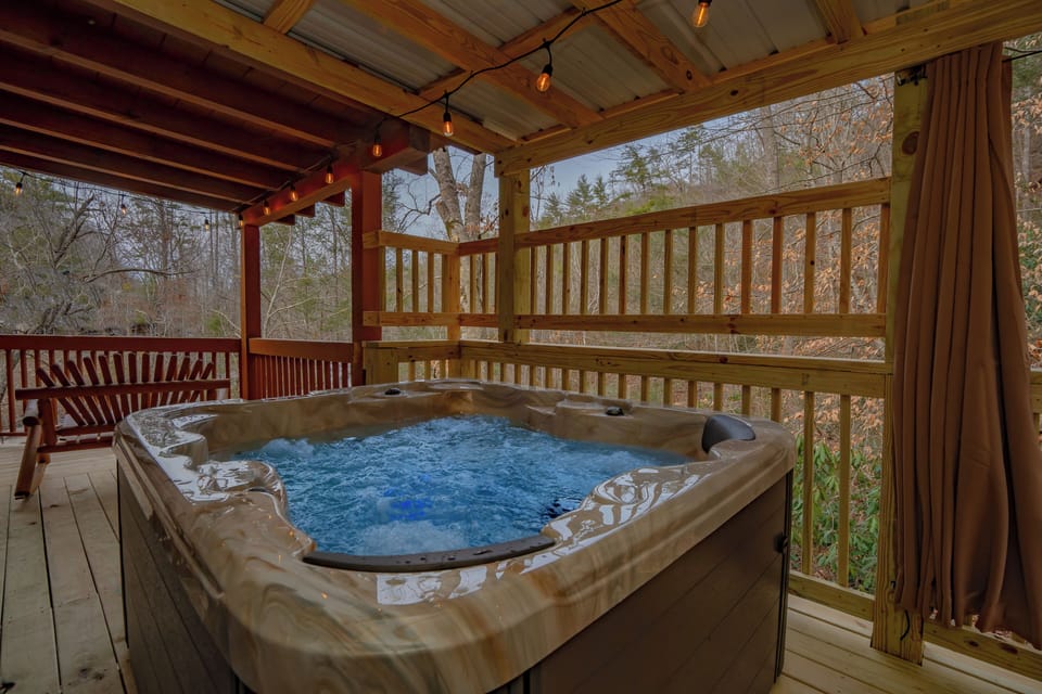 Hot Tub on the Covered Deck