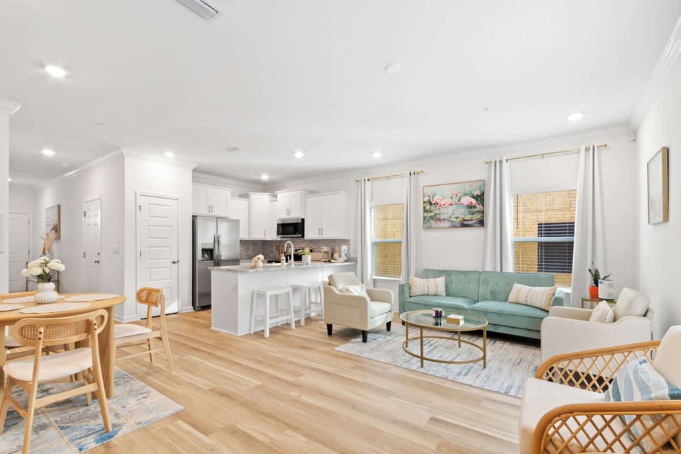 House | 6 bedrooms, high-speed internet