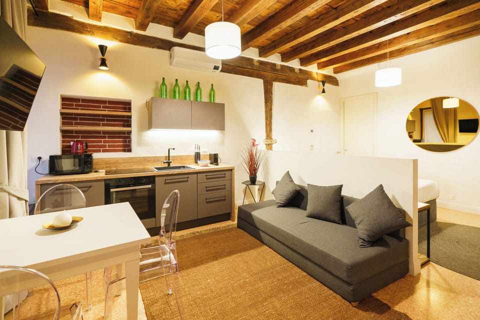 Apartment, 1 Bedroom | Living area