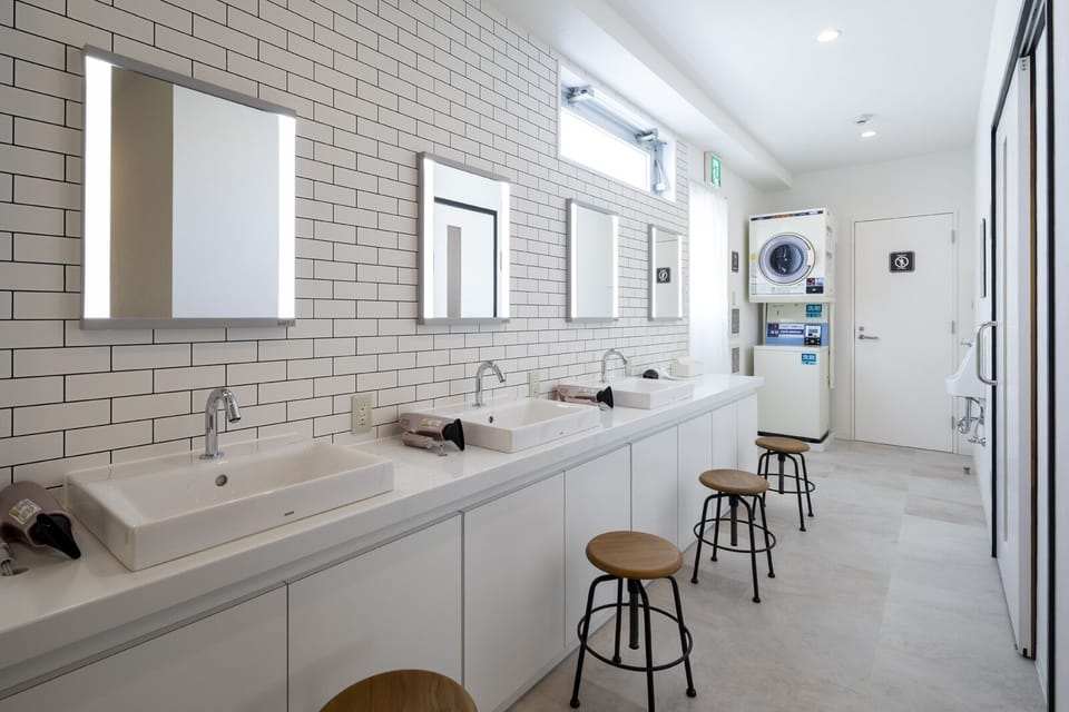 Moderate Cabin (Ladies' Floor) | Bathroom | Shower, free toiletries, slippers, electronic bidet
