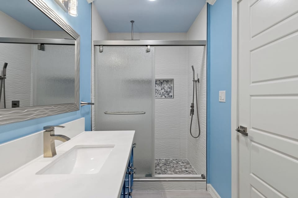 Upstairs Master Bathroom