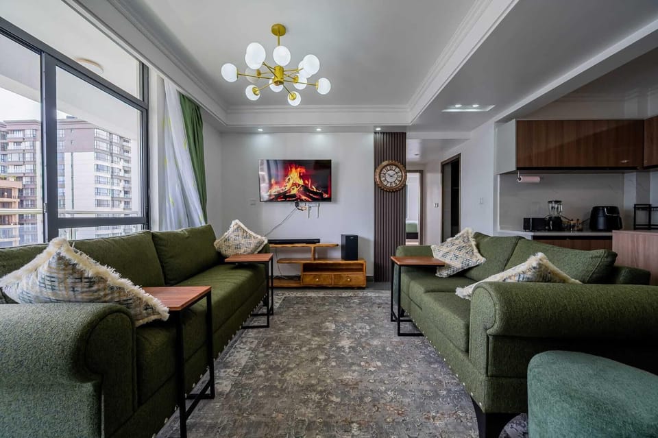 Apartment, 2 Bedrooms, Accessible, Smoking | Living room