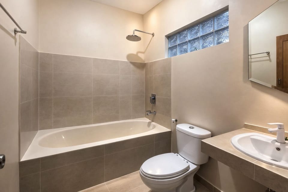 Shower, bidet, towels, soap