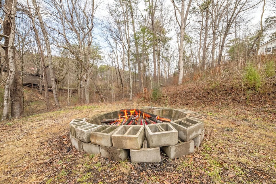 Gather around this cozy fire pit for evening warmth and storytelling under the stars.