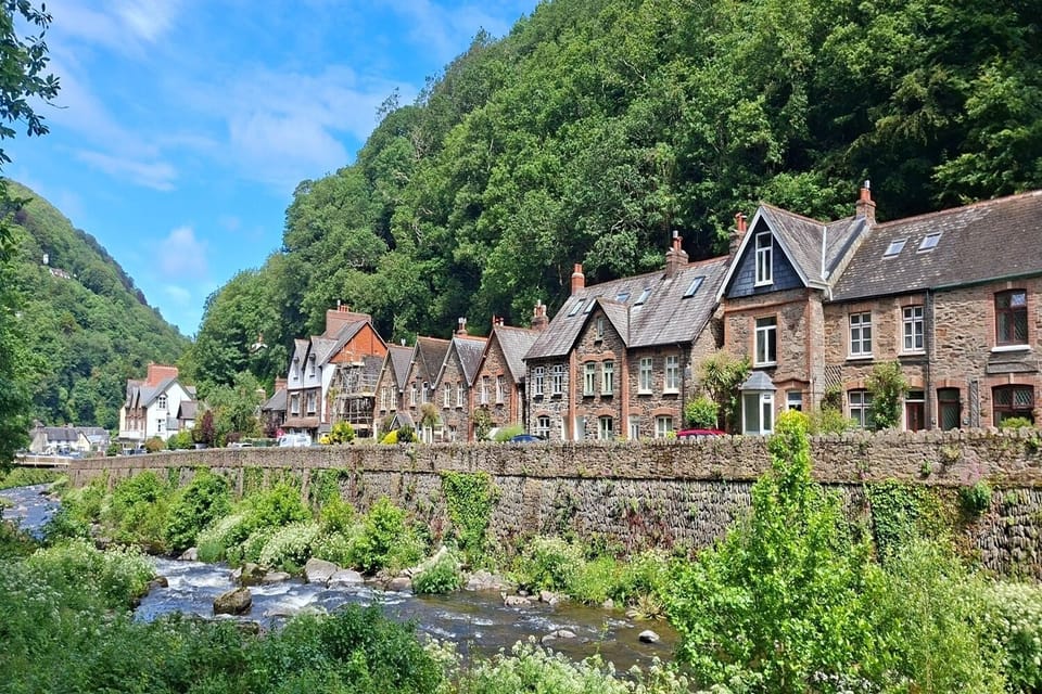 Tors Road Lynmouth 1500X1000