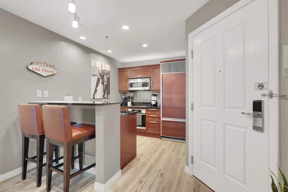 Fully equipped kitchen with modern appliances, perfect for cooking your favorite meals.