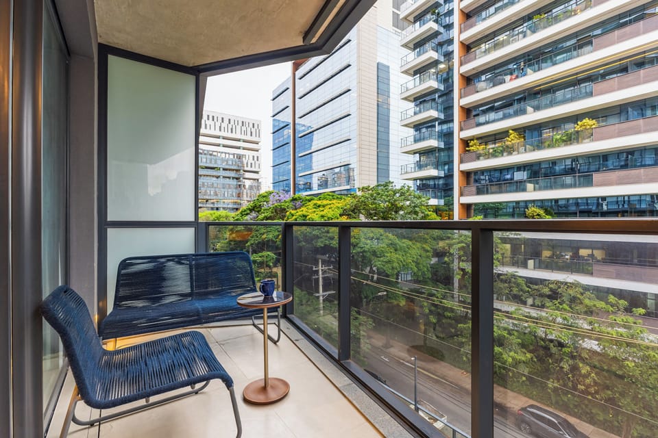 Deluxe Duplex, Kitchen, City View | Balcony view