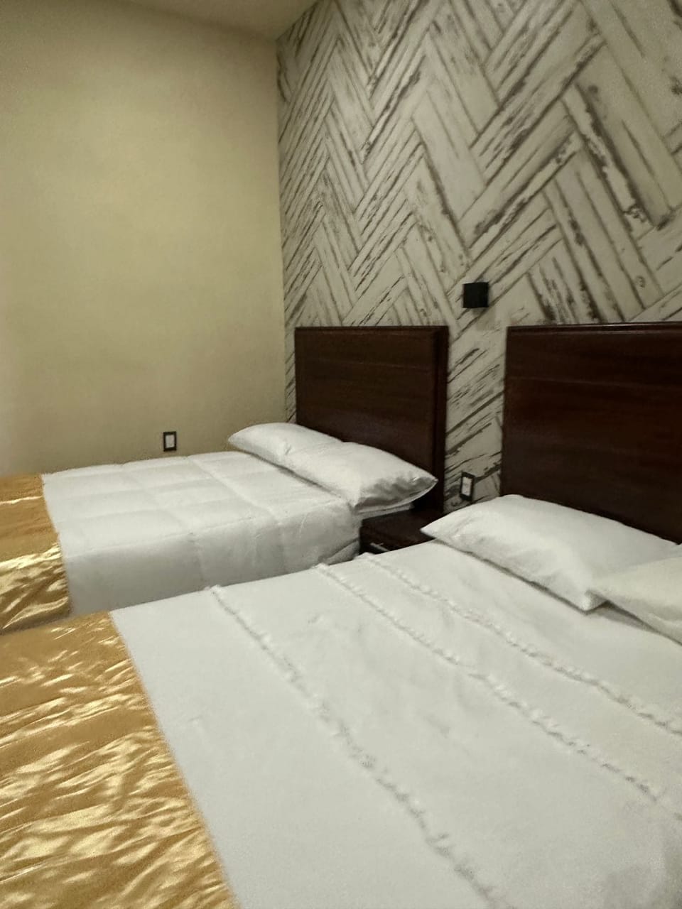 Double Room | Desk, laptop workspace, free WiFi