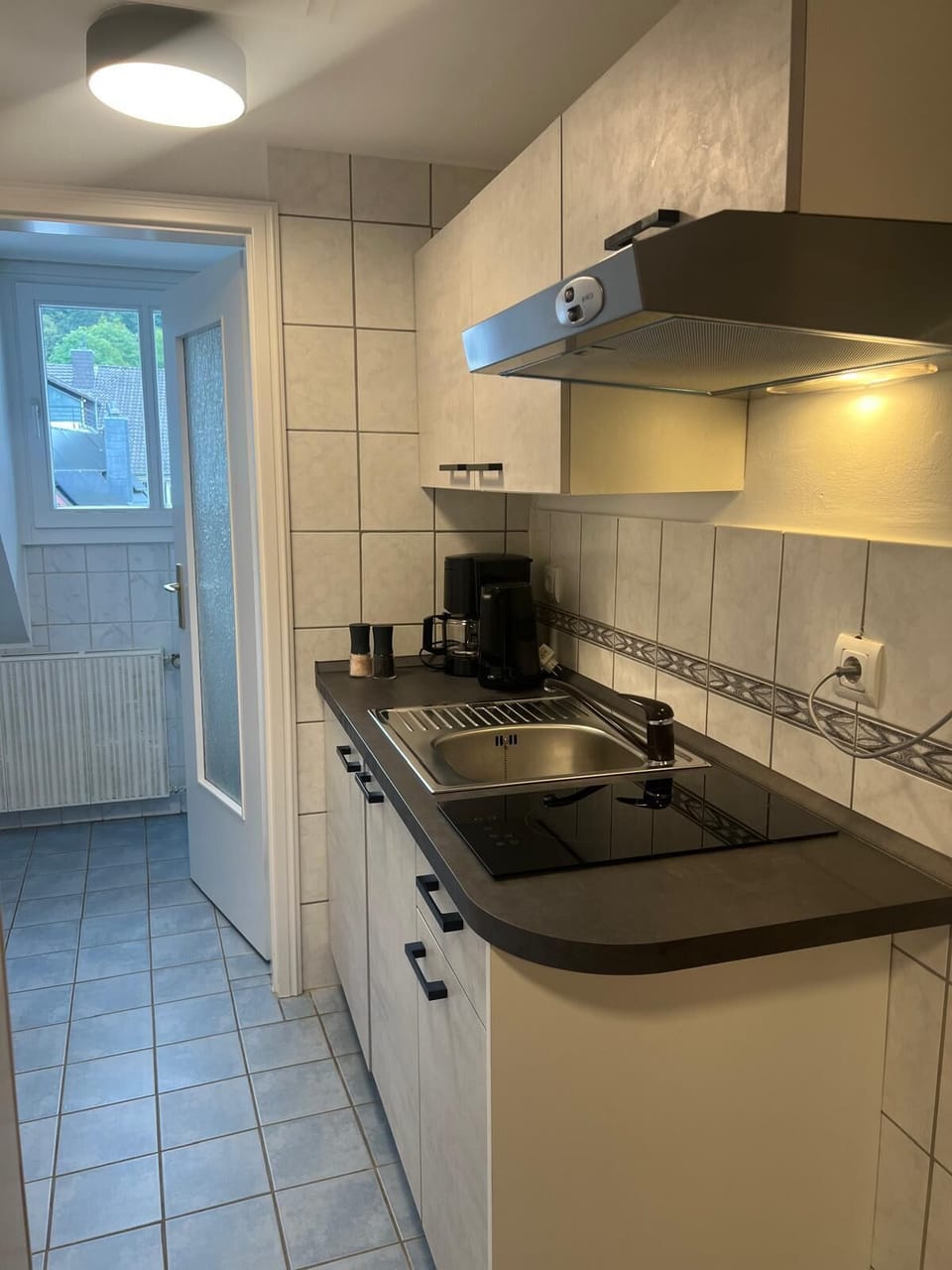 Comfort Apartment, Courtyard View | Private kitchen | Fridge, oven, stovetop, cookware/dishes/utensils