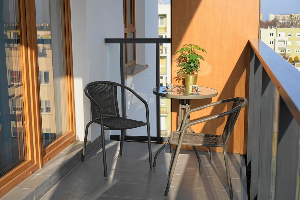 Deluxe Apartment, Balcony | Outdoor dining
