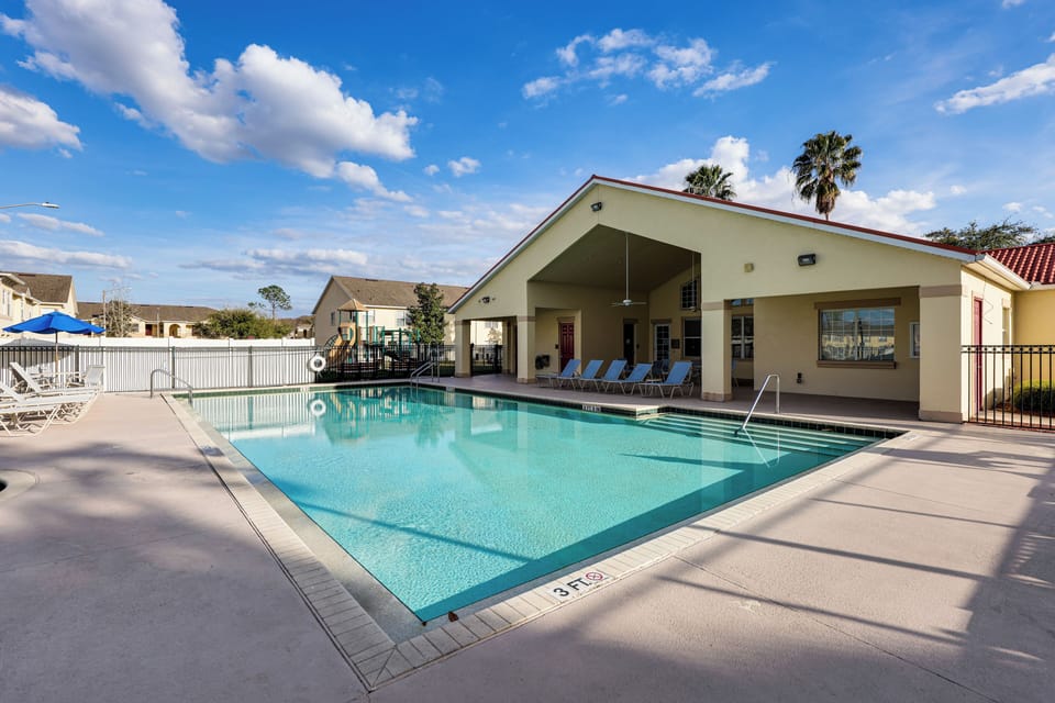 Club Cortile Community Pool
