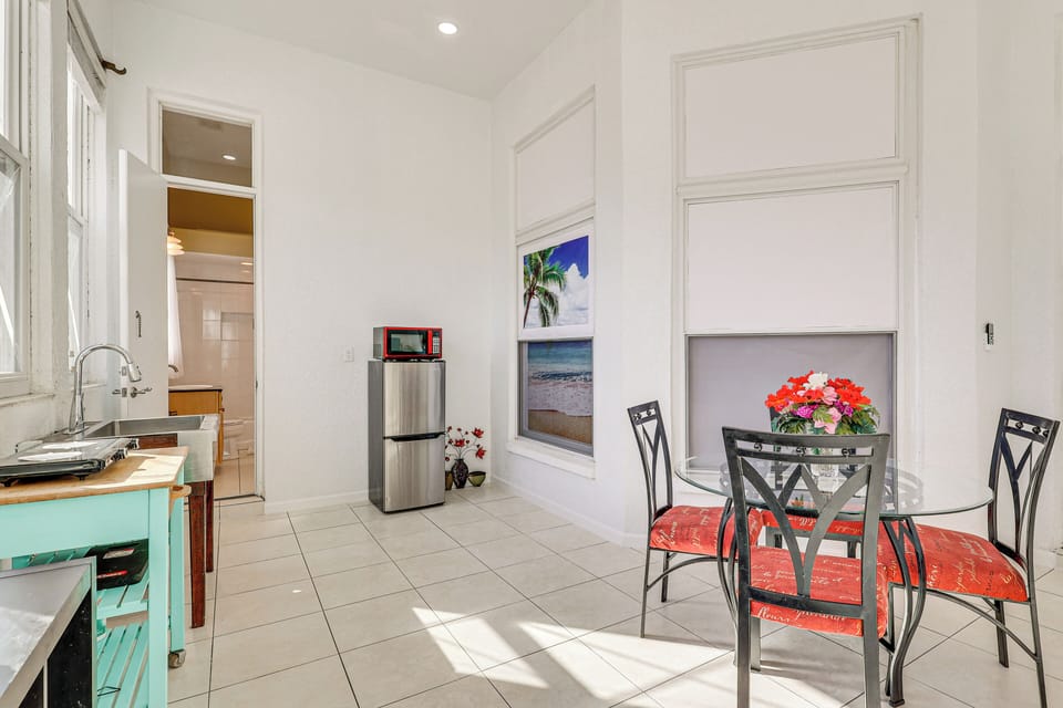 Kitchenette