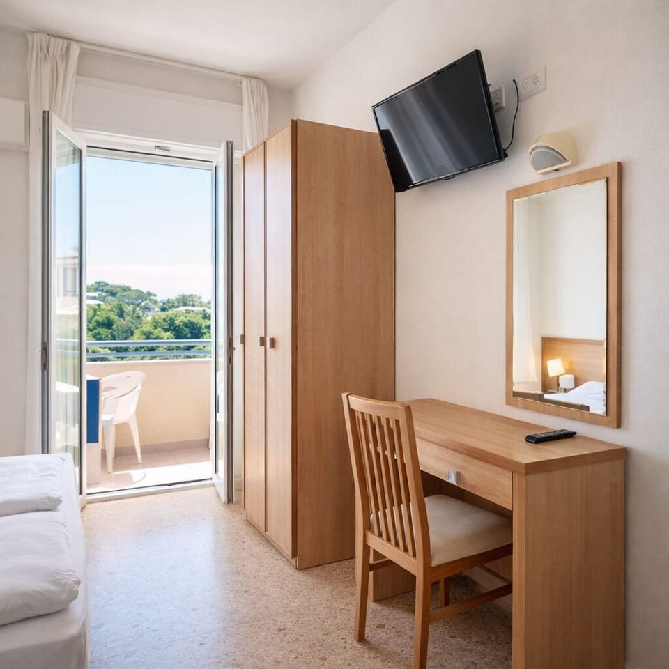 In-room safe, desk, free WiFi, bed sheets