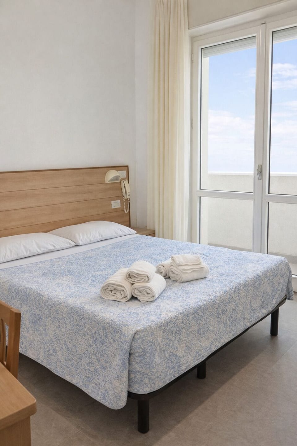 Superior Double Room, Balcony | In-room safe, desk, WiFi (free), bed sheets